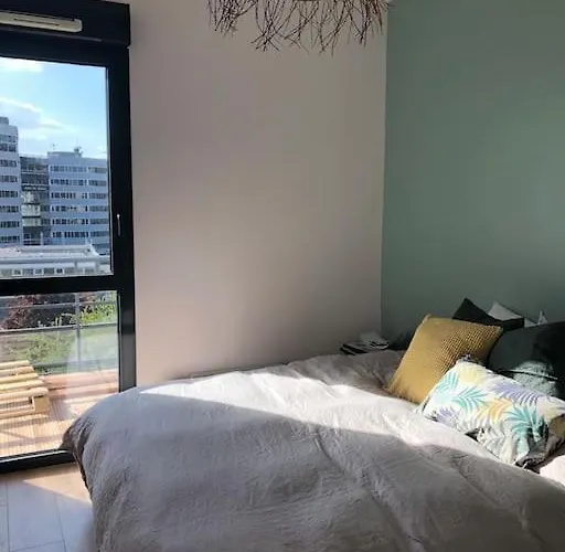 Terrasse + Parking Lägenhet *